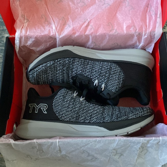 TYR Techknit RNR-1 - Picture 3 of 6